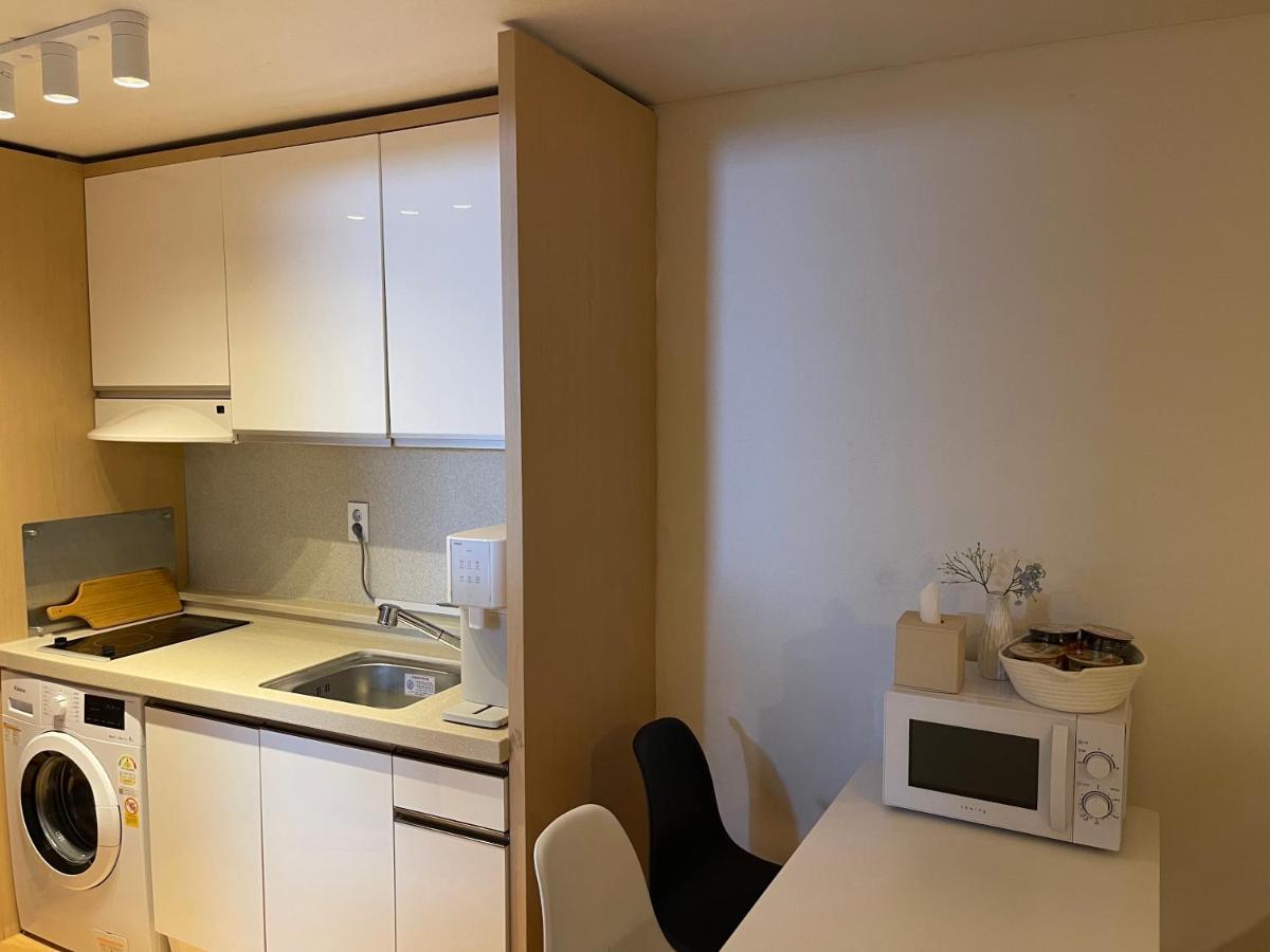 Winsome_Hongdae Appartement Seoel Buitenkant foto