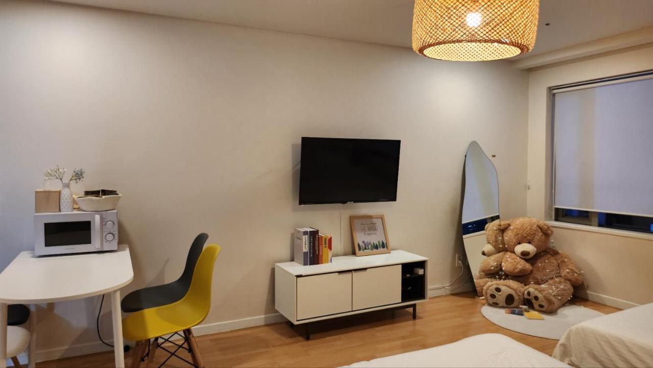 Winsome_Hongdae Appartement Seoel Buitenkant foto